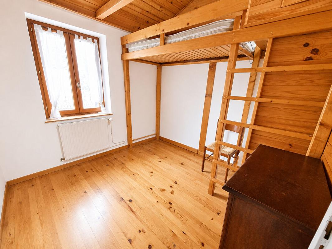 MESSIMY Maison Messimy 6 pièce(s) 100 m2 6