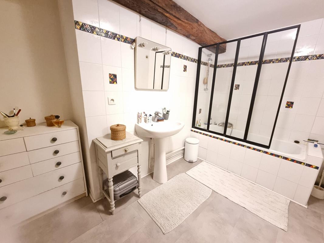 MESSIMY Maison Messimy 6 pièce(s) 100 m2 7