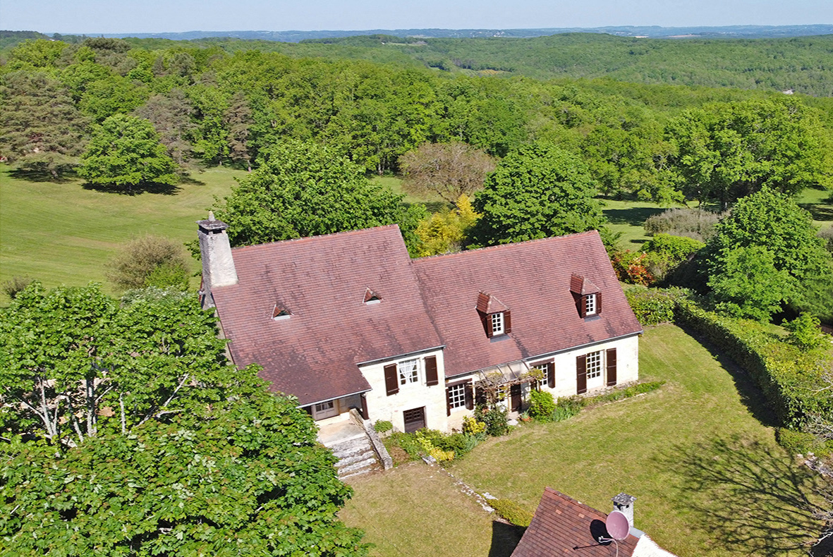COLY-SAINT-AMAND Maison COLY SAINT AMAND 150 m² 2