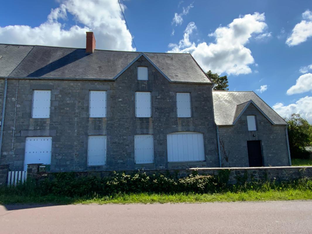 LINGREVILLE Maison en pierre à rénover 98m² + dépendance 1