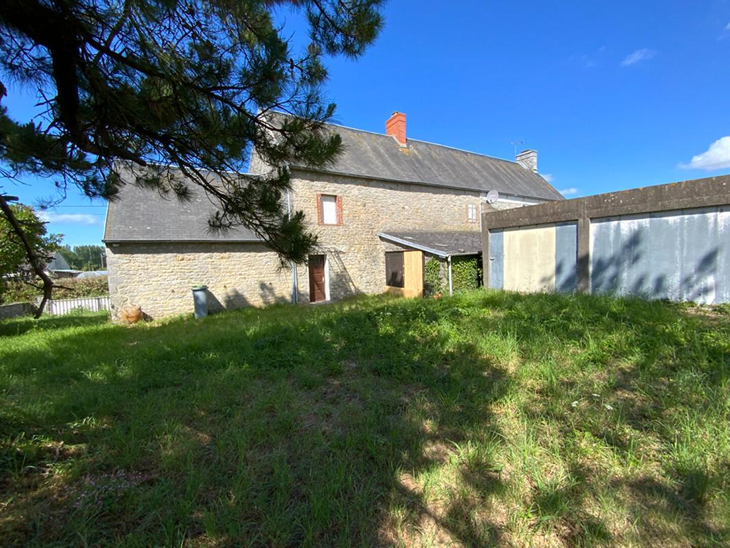 LINGREVILLE Maison en pierre à rénover 98m² + dépendance 3