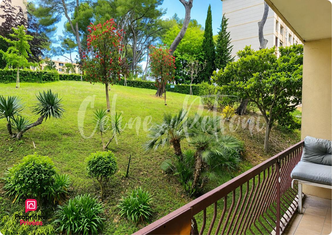 LE CANNET Bel appartement T2 de 37 m² situé au Cannet, dans le secteur recherché du Val des Fées. Prix : 150 000 9