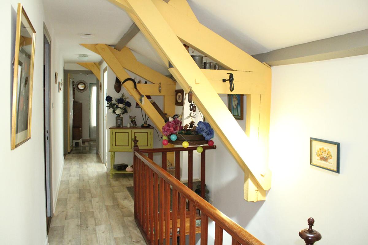 SAINT-BONNET-DE-MONTAUROUX Maison Saint Bonnet Laval avec terrasse et garage 10
