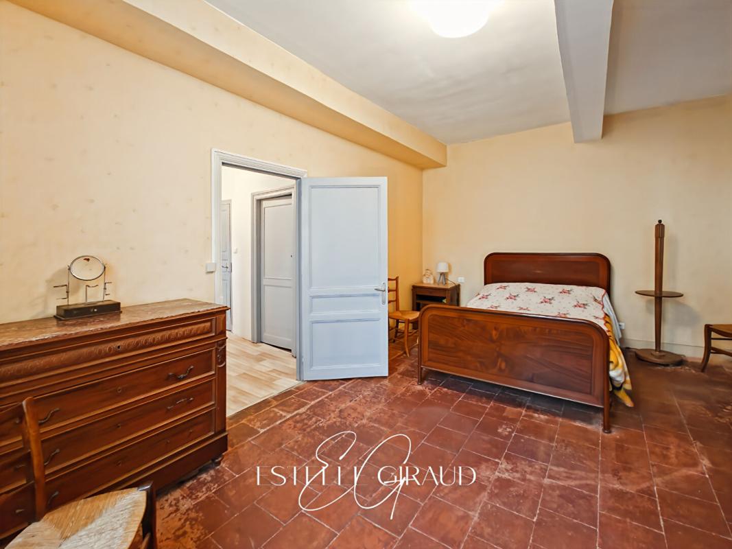 RIEUX-MINERVOIS Maison en pierre avec tomettes, terrasse et atelier ? Rieux-Minervois 7