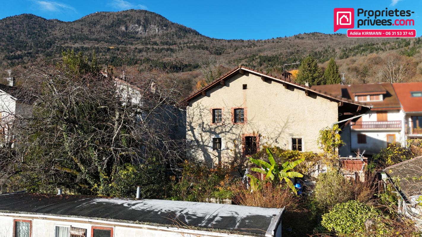 FARGES Ferme Gessienne et terrain constructible - Farges 01550 8
