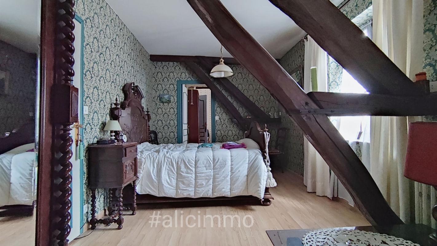 SEZANNE Maison Sézanne 7 pièces 189 m2 12