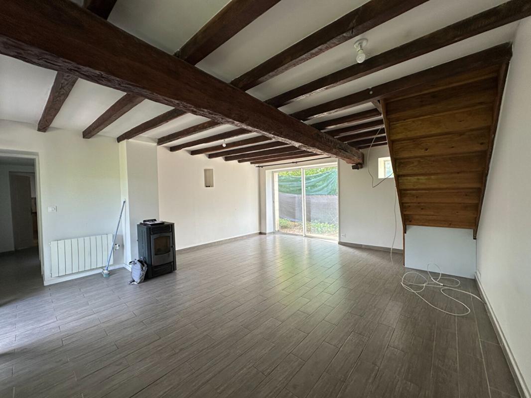 ROUVRES-LES-BOIS Maison sur la commune de Rouvres les Bois (36110) 3