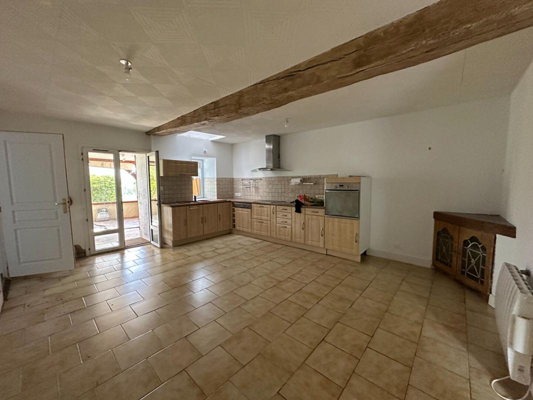 ROUVRES-LES-BOIS Maison sur la commune de Rouvres les Bois (36110) 4