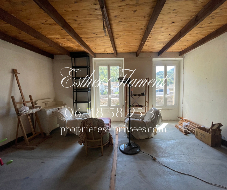 ANDUZE ensemble immobilier avec extérieur centre Anduze 12