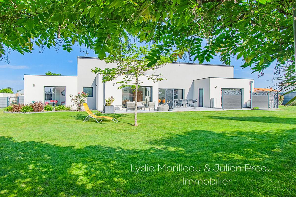 LA CHEVROLIERE Maison contemporaine (142 m2) 1