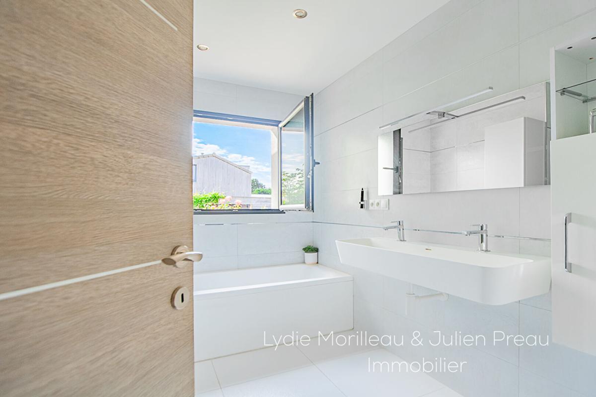LA CHEVROLIERE Maison contemporaine (142 m2) 11