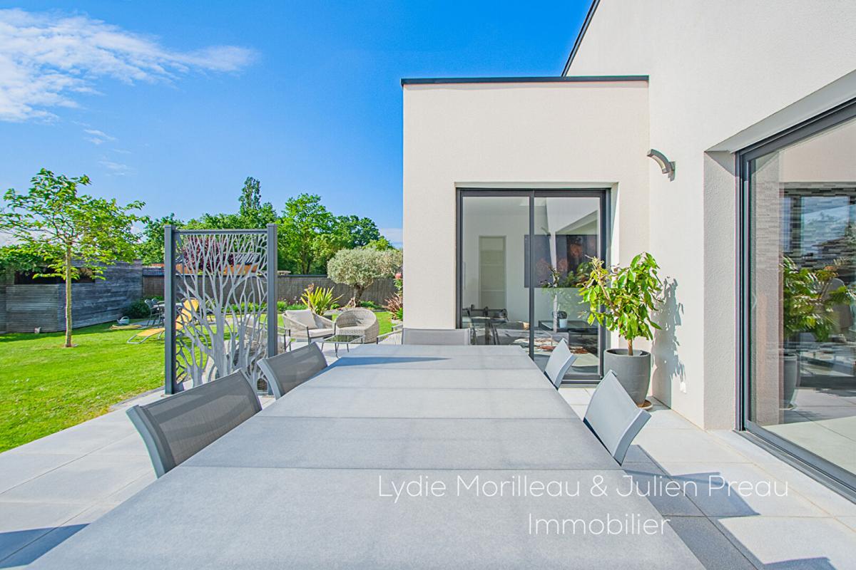 LA CHEVROLIERE Maison contemporaine (142 m2) 2