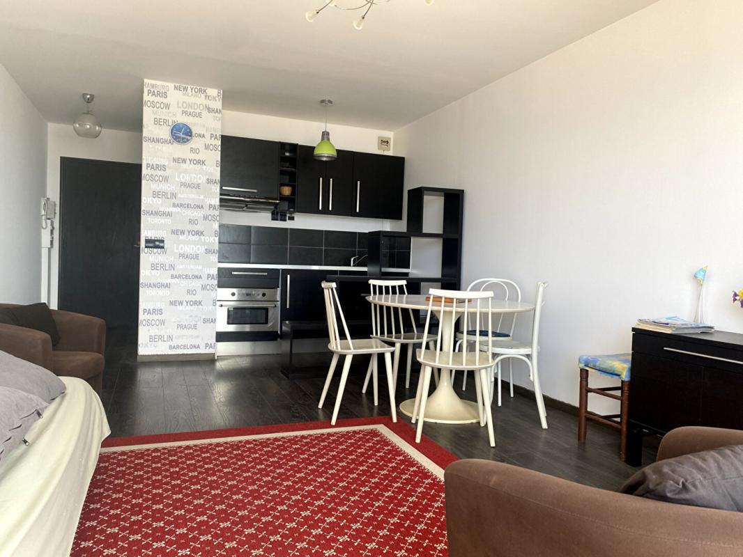 PORNICHET PORNICHET PROCHE LA BAULE APPARTEMENT T3 FACE MER DERNIER ETAGE AVEC STATIONNEMENT 2