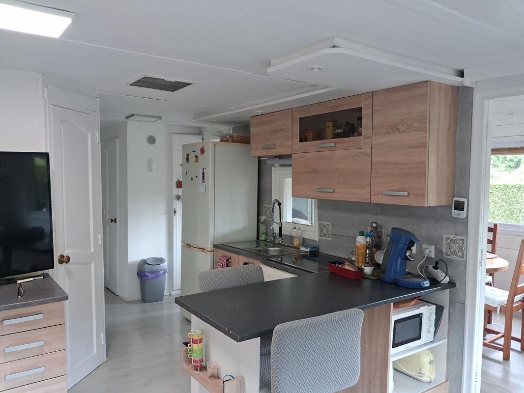 BEAUZAC Beauzac(43), chalet de 67 m2 habitables, 2 chambres sur 451 m2 de terrain 4