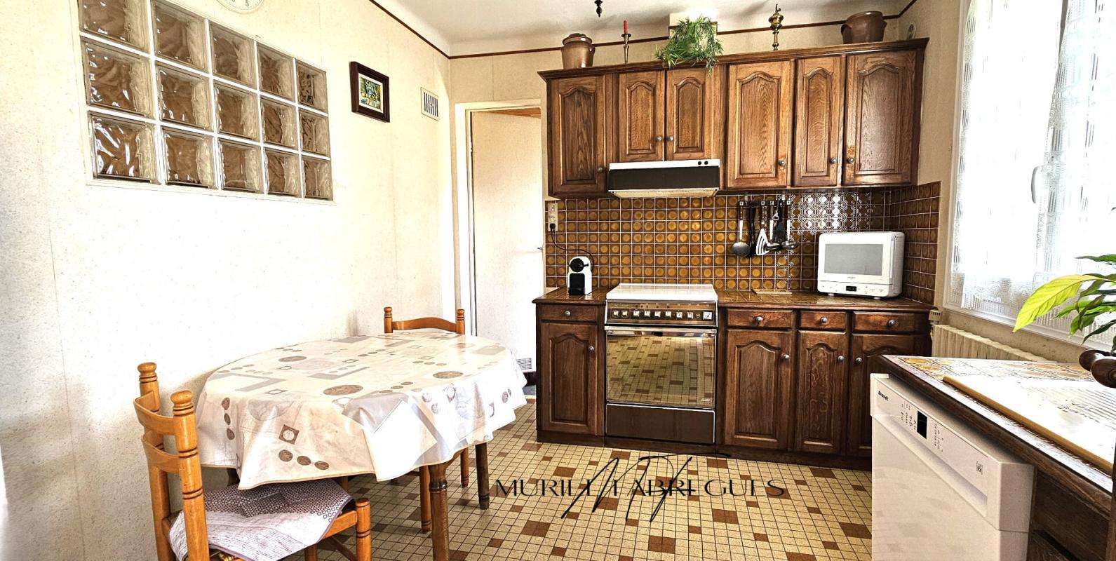 CASTELNAUDARY Maison T6 à Castelnaudary de 120m2, 4 CH, jardin, garage, proche commerce 7
