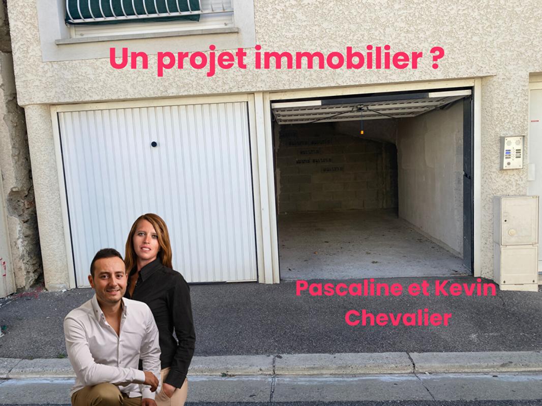 MIRAMAS À louer - Grand garage 36 m² à Miramas 1