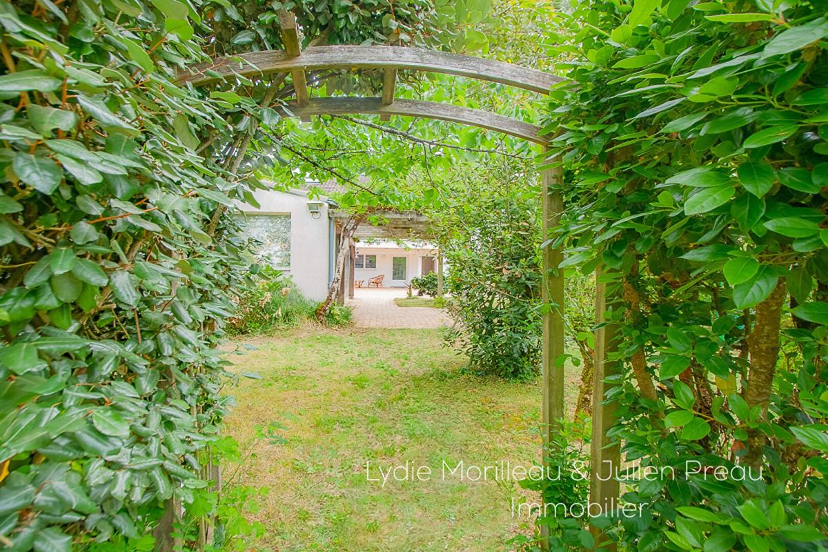 SAINT-AIGNAN-GRANDLIEU Maison familiale 6 pièces (167m²) 13