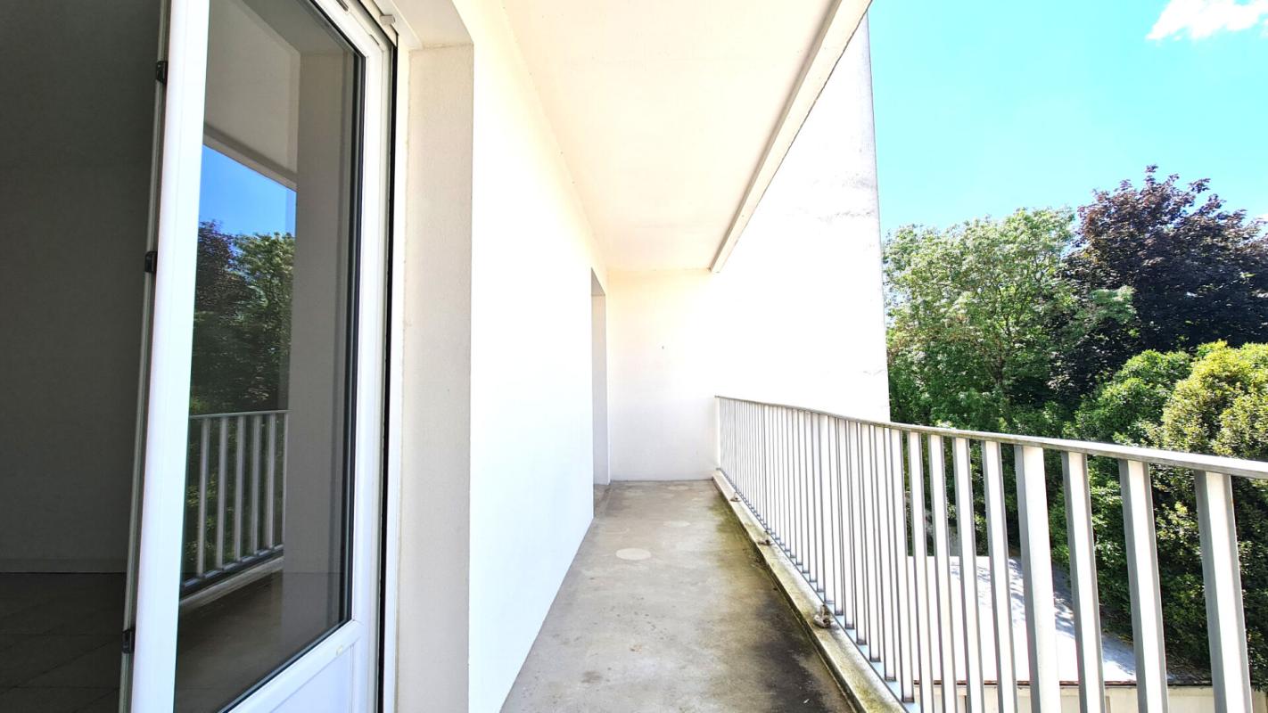 LA ROCHELLE A VENDRE à La Rochelle centre Appartement 85 m²  avec balcon + Parking + Cave 5