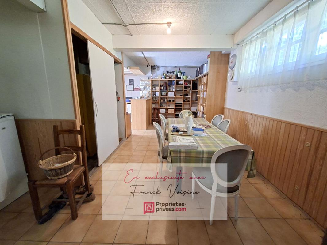LE BOUPERE A VENDRE en exclusivité au Boupère, Maison de 190 m2 avec 4 chambres et 1 appartement sur un terrain de 880 m2 env 14