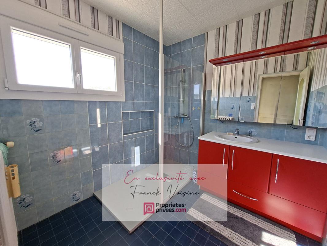 LE BOUPERE A VENDRE en exclusivité au Boupère, Maison de 190 m2 avec 4 chambres et 1 appartement sur un terrain de 880 m2 env 5