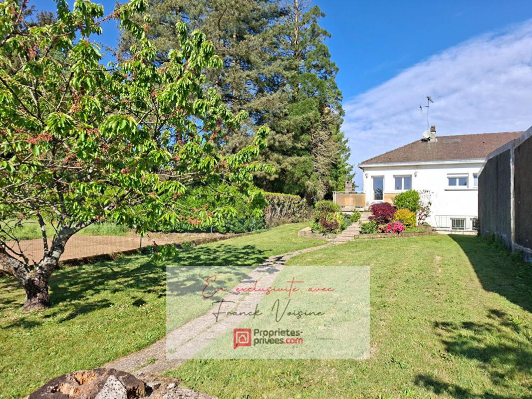LE BOUPERE A VENDRE en exclusivité au Boupère, Maison de 190 m2 avec 4 chambres et 1 appartement sur un terrain de 880 m2 env 9