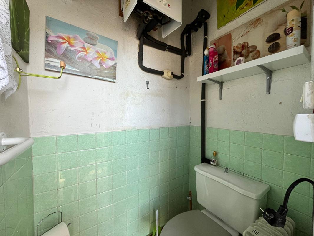 MONSEMPRON-LIBOS Maison atypique mitoyenne d'un côté, de 77 m2, 2 chambres, 180 m2 de terrain 8