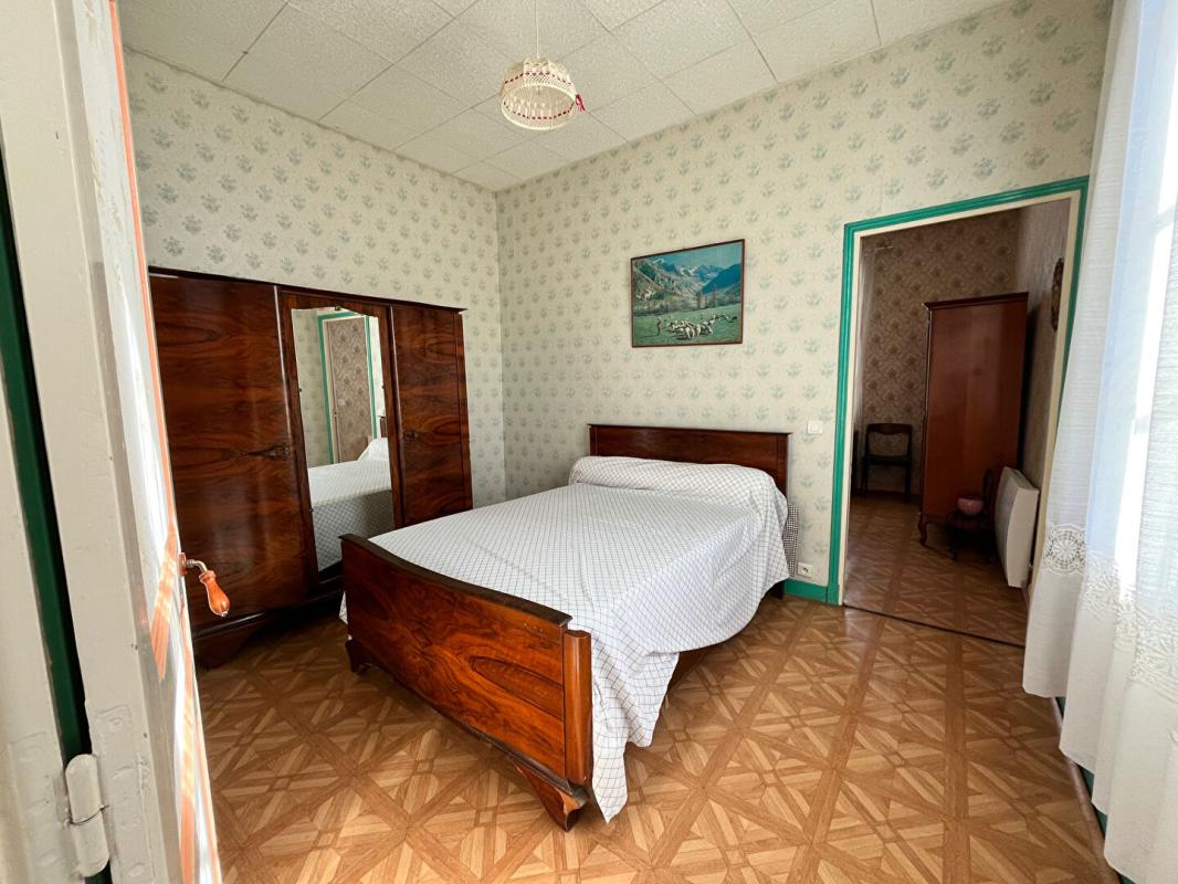 MONSEMPRON-LIBOS Maison atypique mitoyenne d'un côté, de 77 m2, 2 chambres, 180 m2 de terrain 9