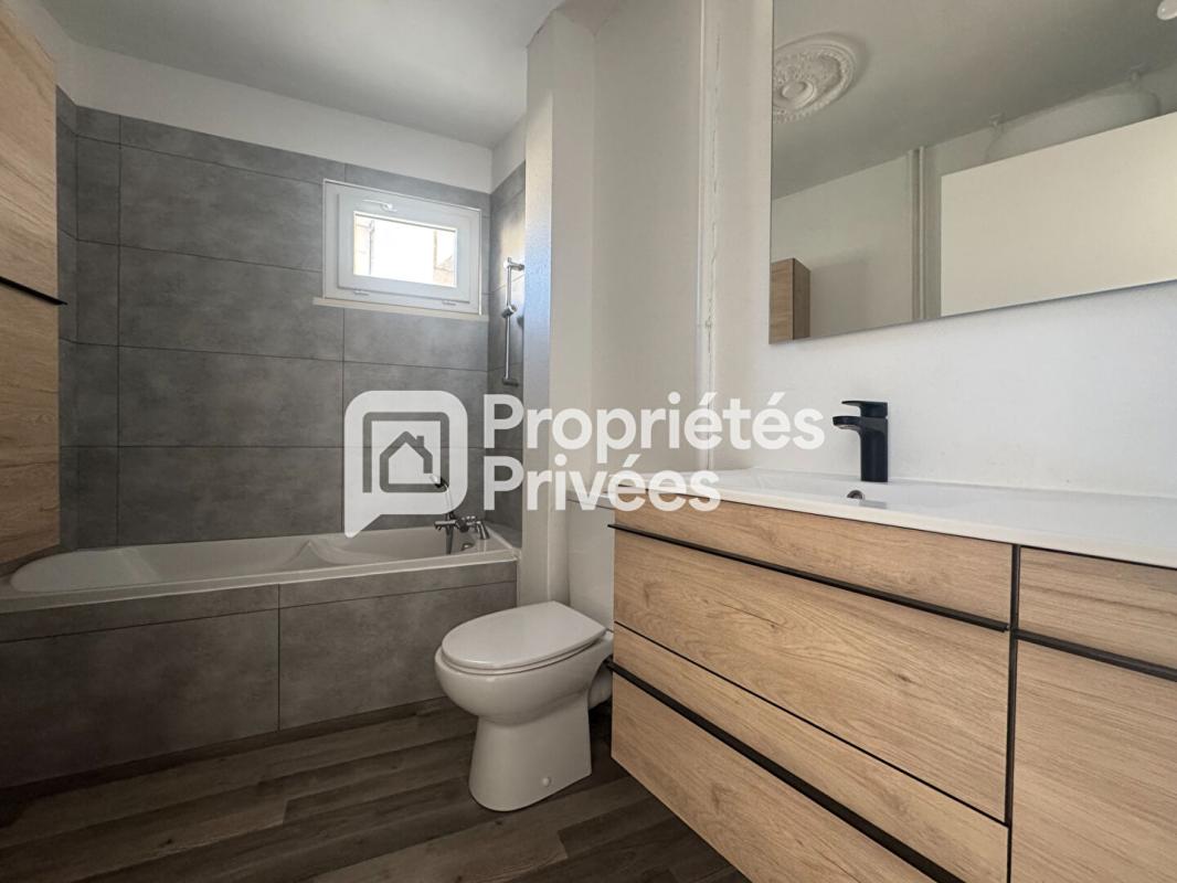 ORLEANS EXCLUSIVITE A VENDRE 45000 Orleans Appartement T2 pièces 37 M² ascenseur / parking 7