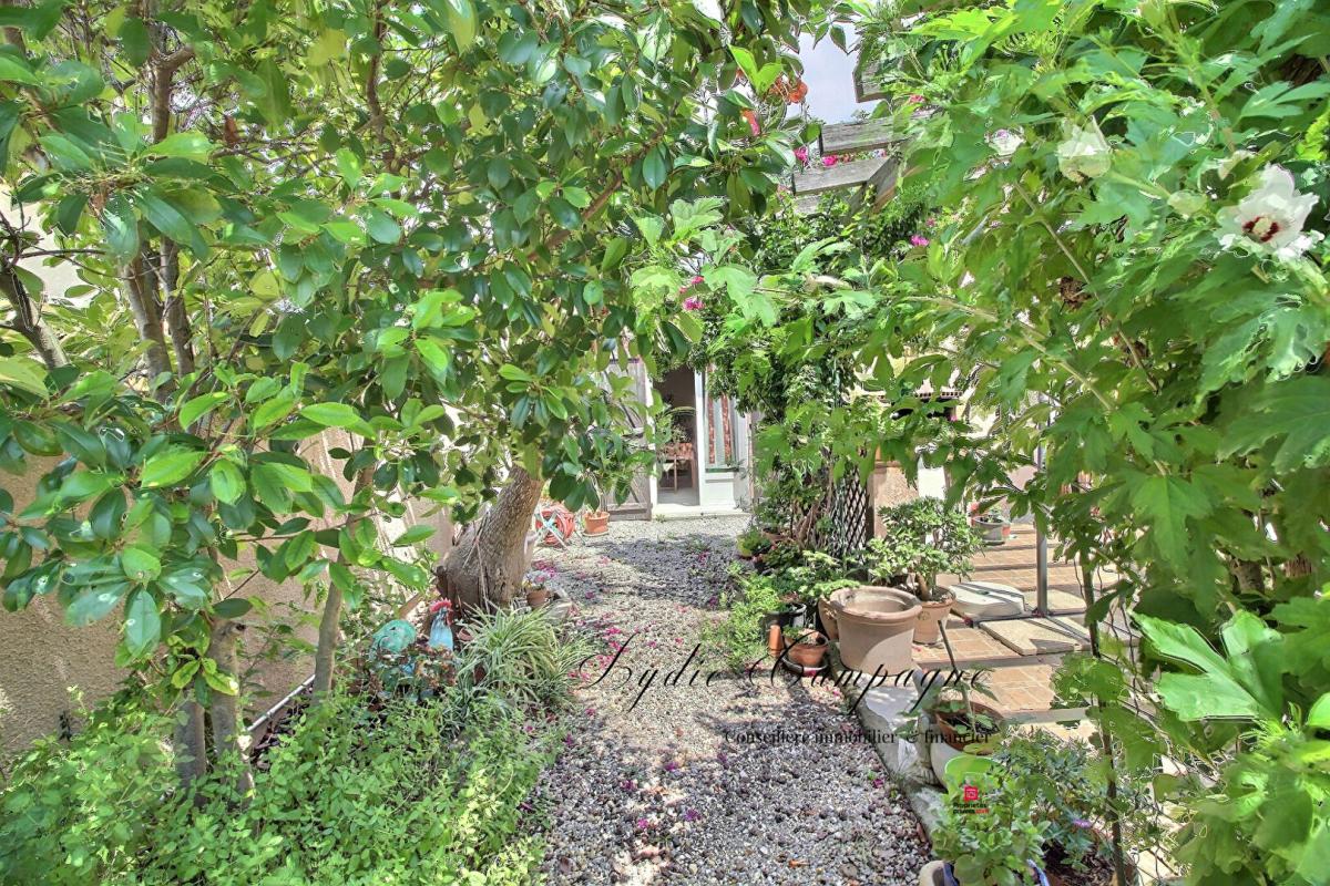 LEZIGNAN-CORBIERES Maison Lezignan Corbieres - 5 pièce(s) - 110 m2 - 263 000 HAI 2