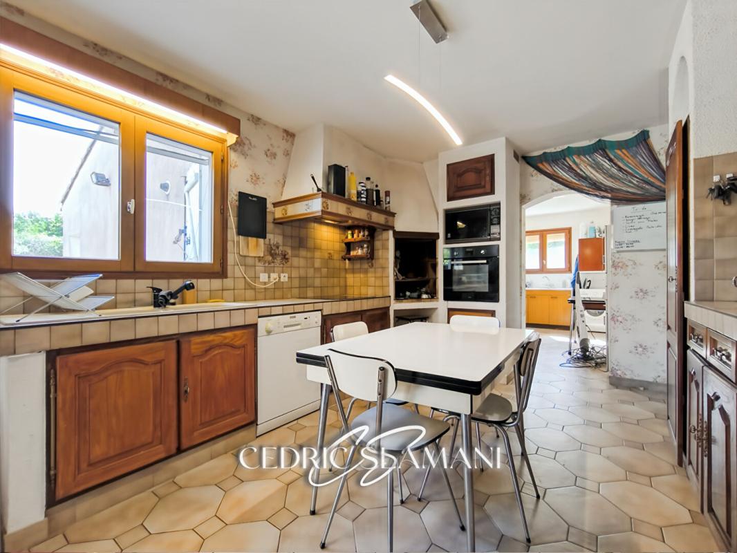 CARCASSONNE EXCLUSIVITEE MAISON 170 M2, 4 CHAMBRES, 1 CUISINE, 1 DOUBLE SEJOUR, 1 BUANDRIE, 2 WC, 1 GARAGE, TERRASSE, JARDIN 7