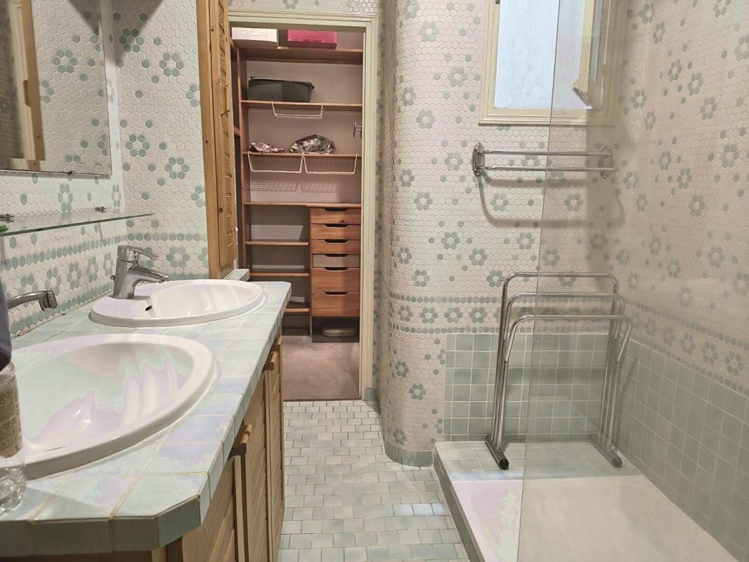 PARIS-17E-ARRONDISSEMENT Paris Ternes-Bayen 4 pièces 105m² - 2/3 chambres 8