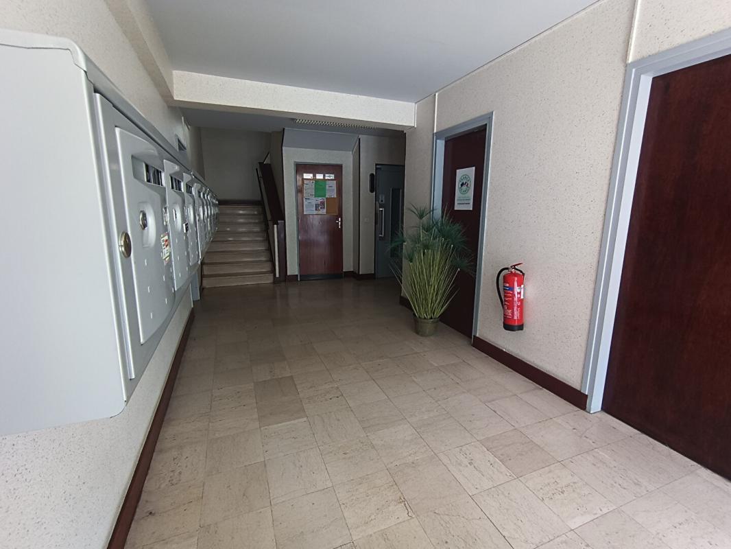 NEVERS APPARTEMENT F4 - QUARTIER PREFECTURE NEVERS 18