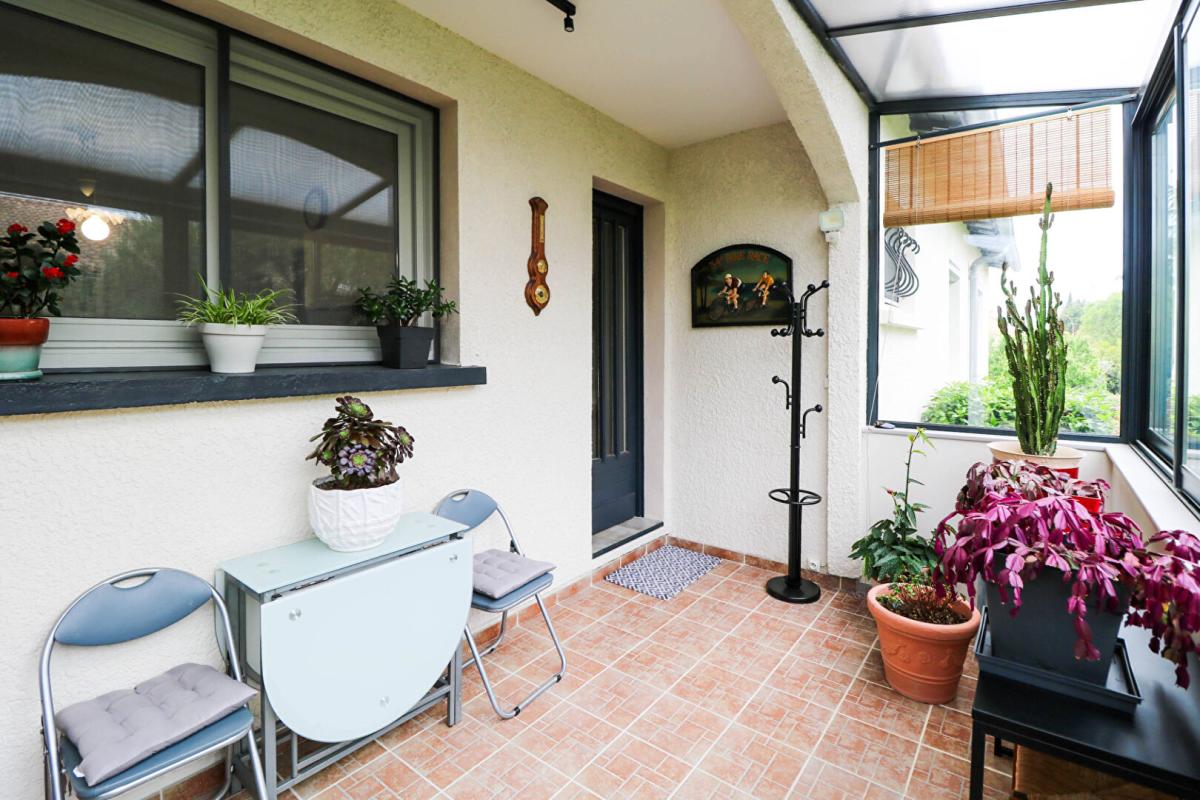 UZES Villa rénovée avec jardin à pied du centre d'Uzès 7