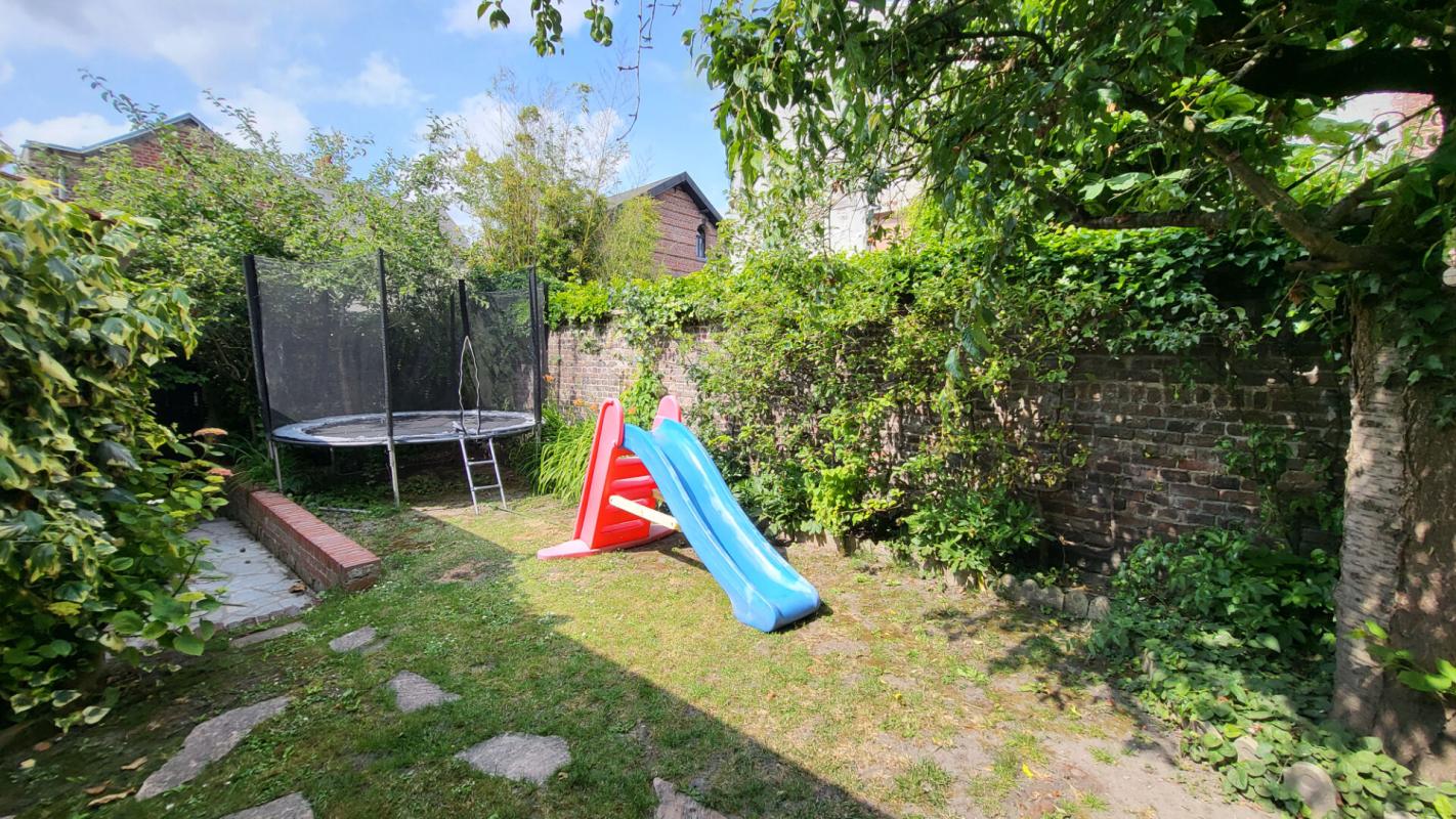 SAINT-QUENTIN BELLE MAISON HYPER CENTRE-2 GARAGES-JARDIN 2