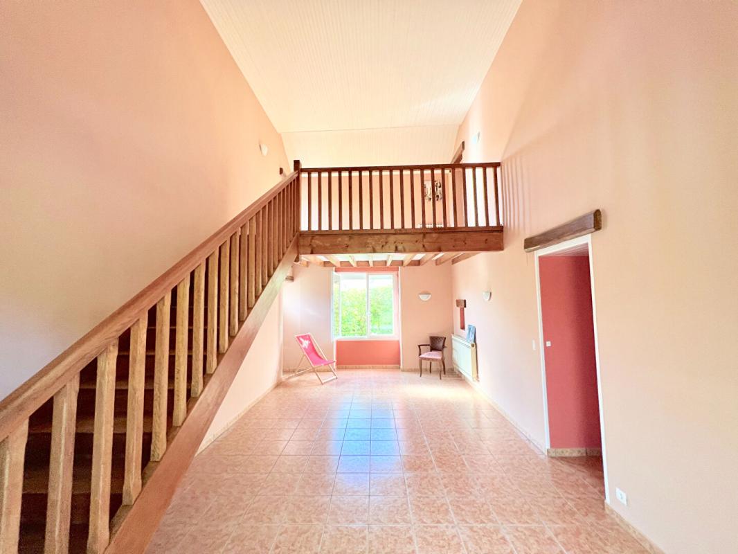 GARCHIZY Maison Garchizy 7 pièce(s) 205 m2 sur un parc de 5961m2 3