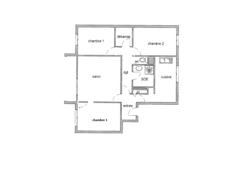 SAINT-BRIEUC Exclusivité ! Vente interactive, APPEL d'OFFRES. Côtes d'Armor 22000 SAINT-BRIEUC. 2 lots, appartement 3 chambres avec cave et balcon 10