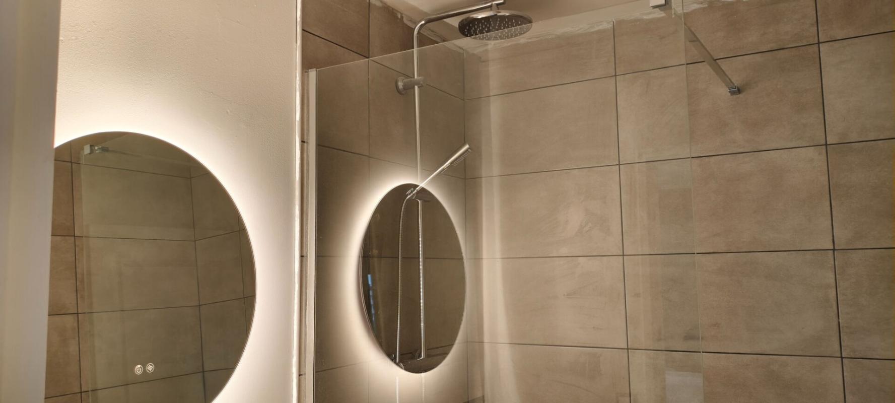 SAINT-BRIEUC Exclusivité ! Vente interactive, APPEL d'OFFRES. Côtes d'Armor 22000 SAINT-BRIEUC. 2 lots, appartement 3 chambres avec cave et balcon 12