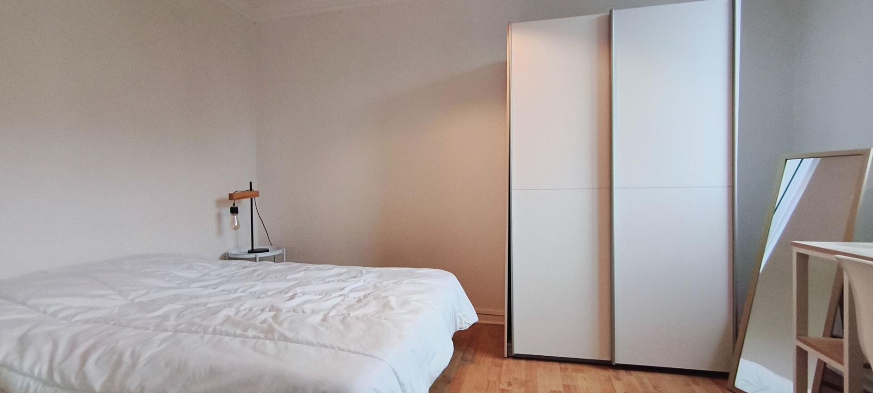 SAINT-BRIEUC Exclusivité ! Vente interactive, APPEL d'OFFRES. Côtes d'Armor 22000 SAINT-BRIEUC. 2 lots, appartement 3 chambres avec cave et balcon 13