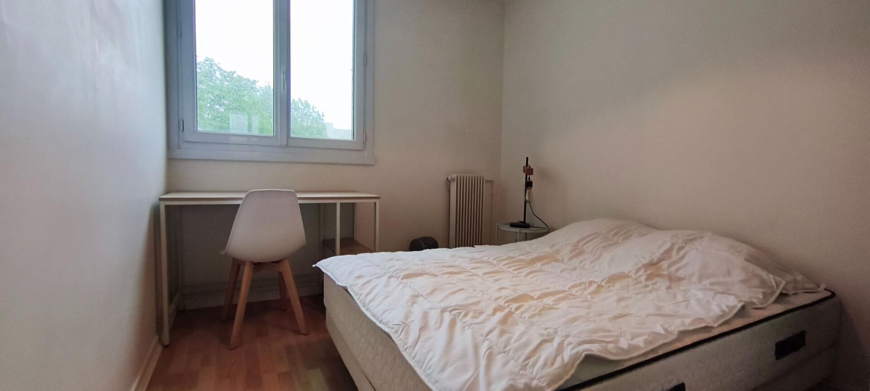 SAINT-BRIEUC Exclusivité ! Vente interactive, APPEL d'OFFRES. Côtes d'Armor 22000 SAINT-BRIEUC. 2 lots, appartement 3 chambres avec cave et balcon 14