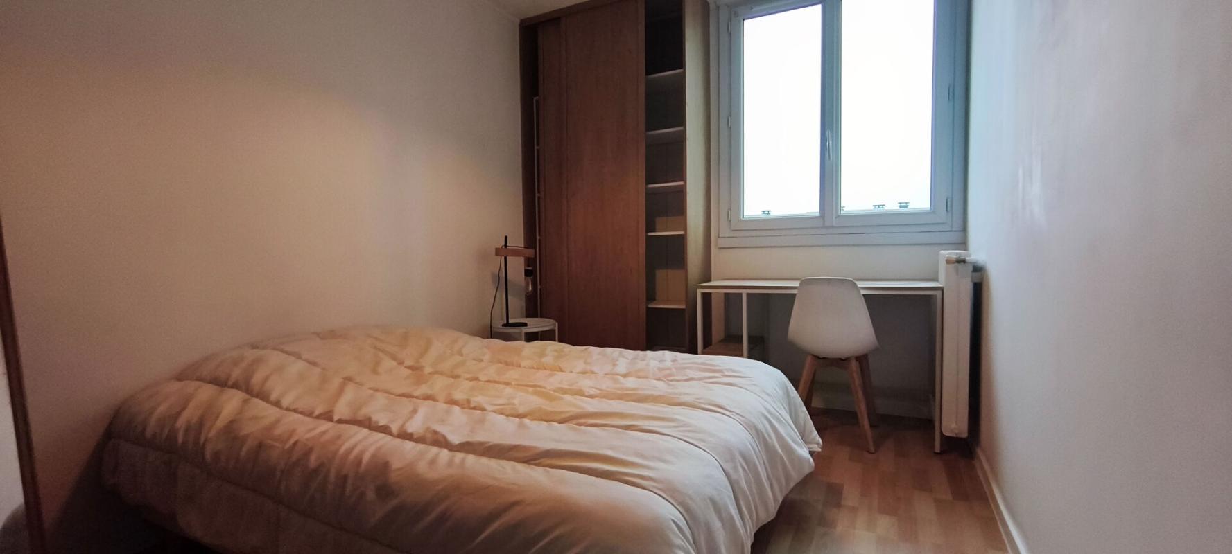 SAINT-BRIEUC Exclusivité ! Vente interactive, APPEL d'OFFRES. Côtes d'Armor 22000 SAINT-BRIEUC. 2 lots, appartement 3 chambres avec cave et balcon 15