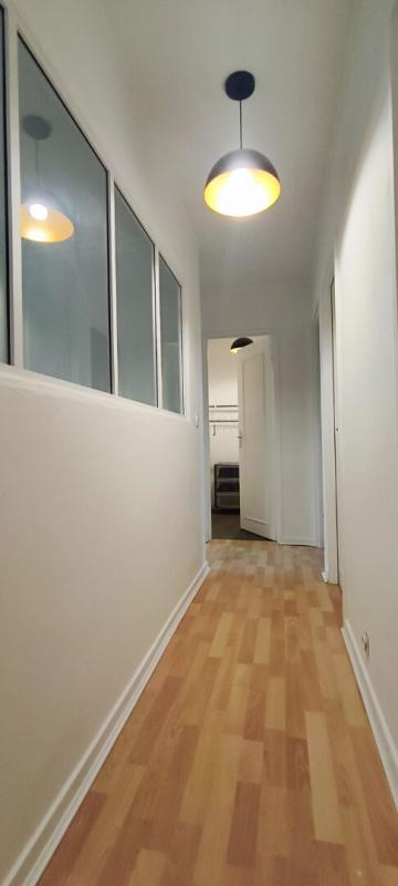 SAINT-BRIEUC Exclusivité ! Vente interactive, APPEL d'OFFRES. Côtes d'Armor 22000 SAINT-BRIEUC. 2 lots, appartement 3 chambres avec cave et balcon 8
