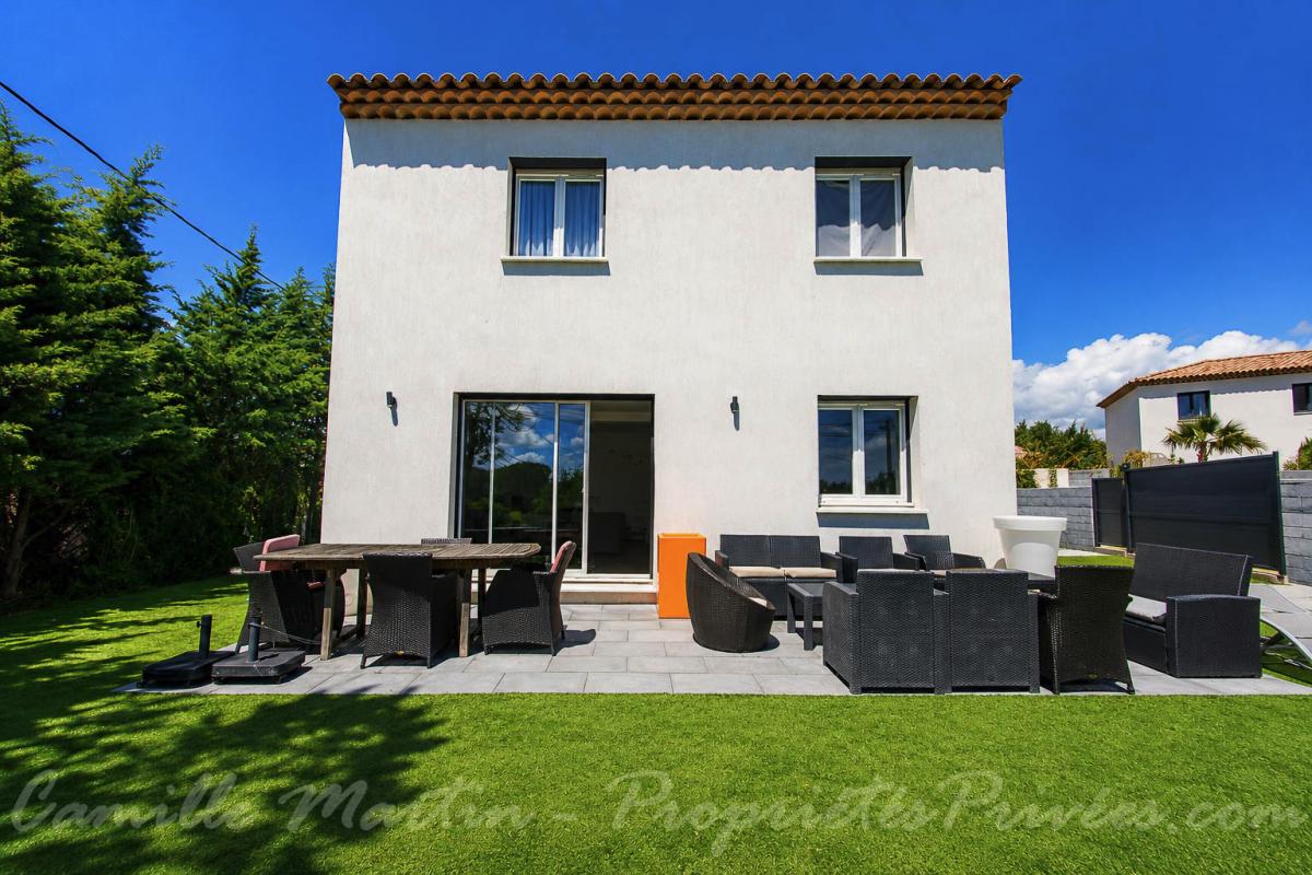 ROQUEBRUNE-SUR-ARGENS Maison récente 4 pièces avec jardin, garage et terrasse - Roquebrune-sur-Argens 15
