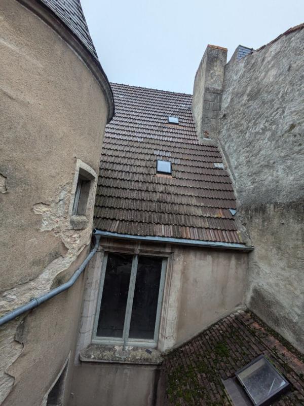 LA CHARITE-SUR-LOIRE Proche prieuré, immeuble 3 appartements + local commercial (actuellement loué) 11