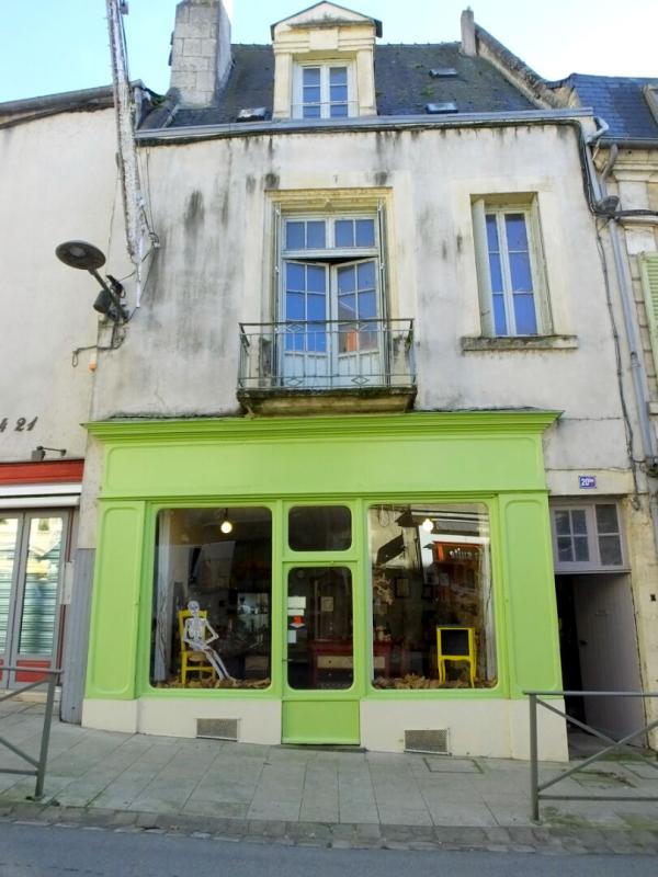 LA CHARITE-SUR-LOIRE Proche prieuré, immeuble 3 appartements + local commercial (actuellement loué) 17