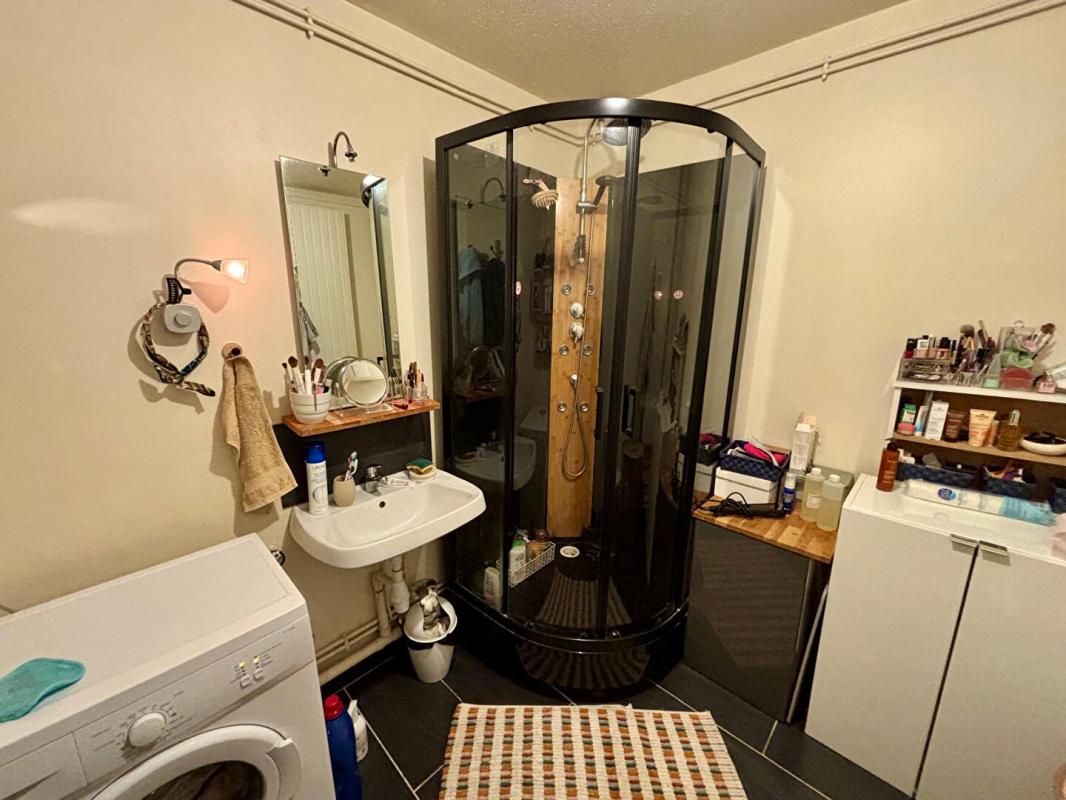 NEVERS Appartement 50m²  - 2 pièces lumineux avec balcons - Secteur recherché de Nevers - Investisseur 4