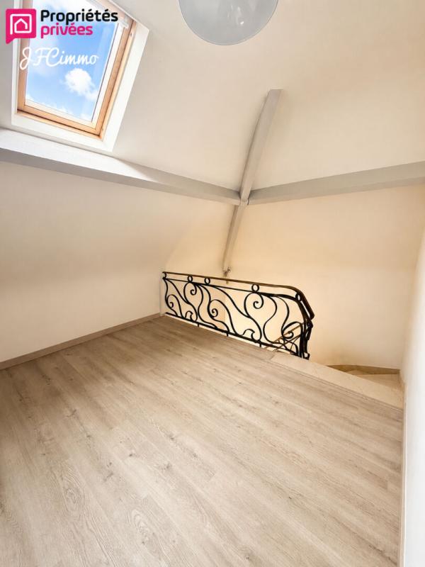 SOISSONS Maison Soissons 240 m2 terrain de 1600m2 10