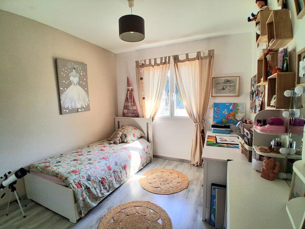 HOSTENS Charmante maison contemporaine de 2016 8