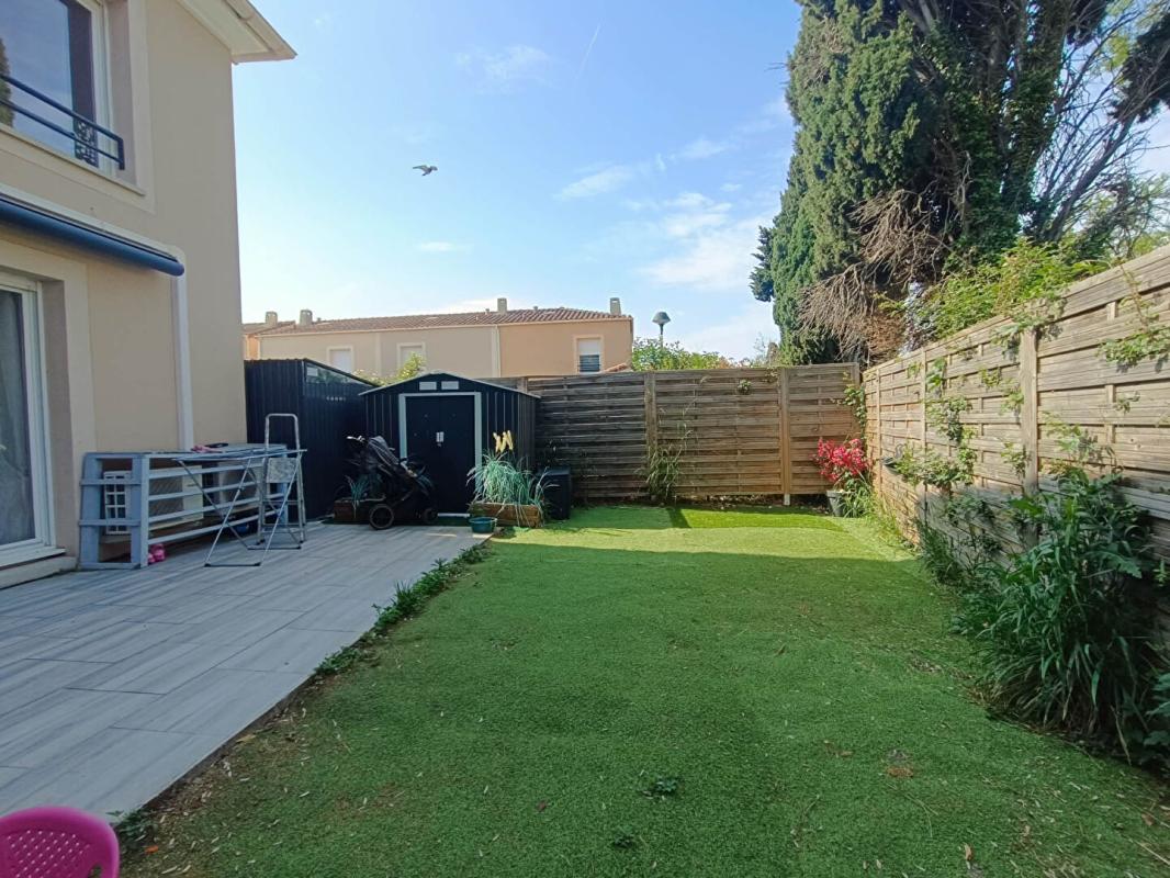 MIRAMAS Maison Miramas  3 pièces JARDIN ET STATIONNEMENTS 1