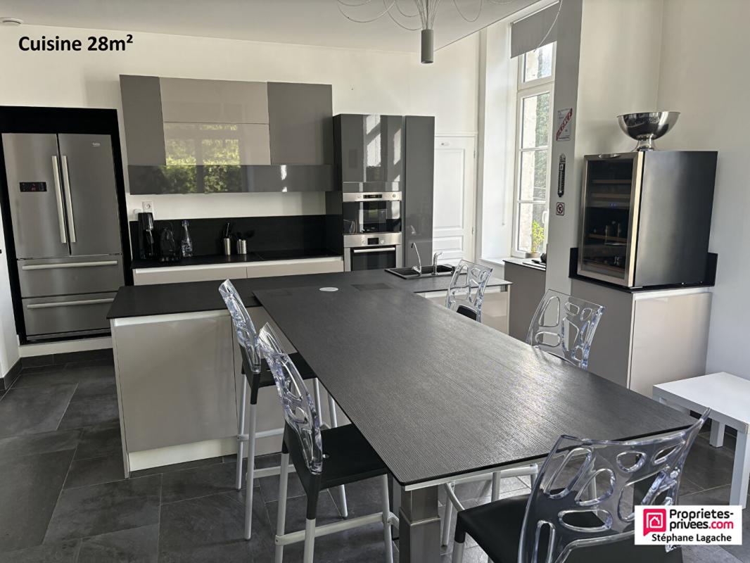 MONDICOURT Demeure de prestige Mondicourt 12 pièce(s) 532 m2 sur 8000m² 8