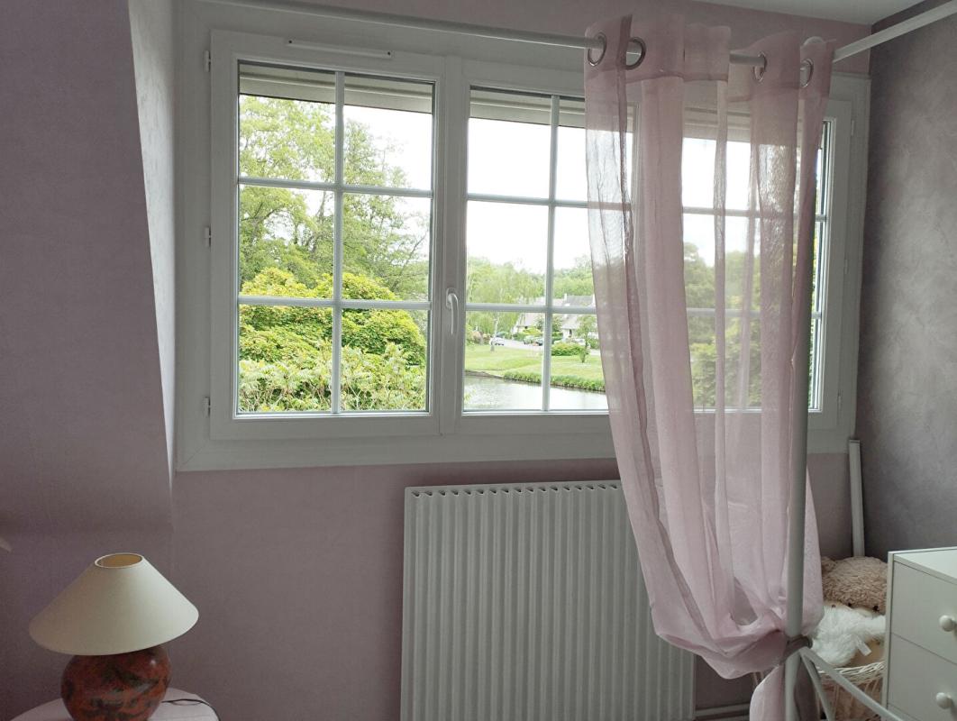 BREUILLET Maison Breuillet 6 pièce(s) 144 m2 11